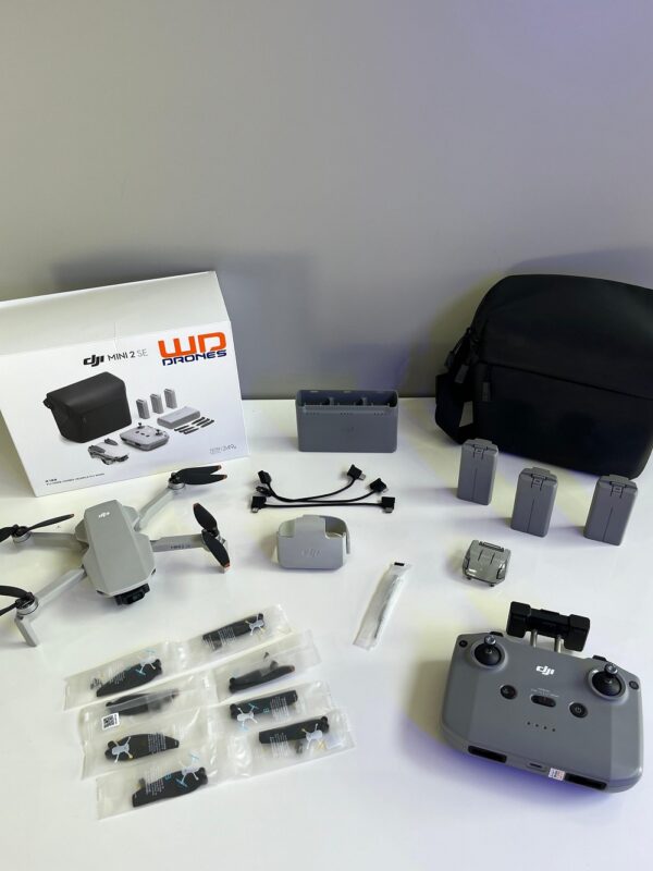DJI Mini 2 SE Fly More Combo - SEMINOVO