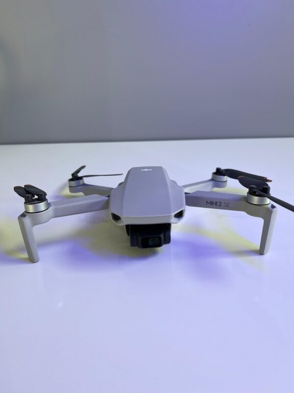 DJI Mini 2 SE Fly More Combo - SEMINOVO - Image 2