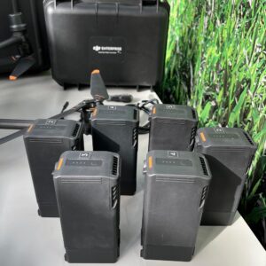 DJI Matrice 30T – Completo com base de carregamento e 6 baterias – SEMINOVO