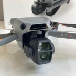 DJI AIR 3S FLY MORE COMBO COM TELA – SEMINOVO