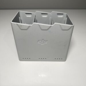 HUB CARREGADOR DJI ORIGINAL (MINI 3 / MINI 3 PRO / MINI 4 PRO) – SEMINOVO