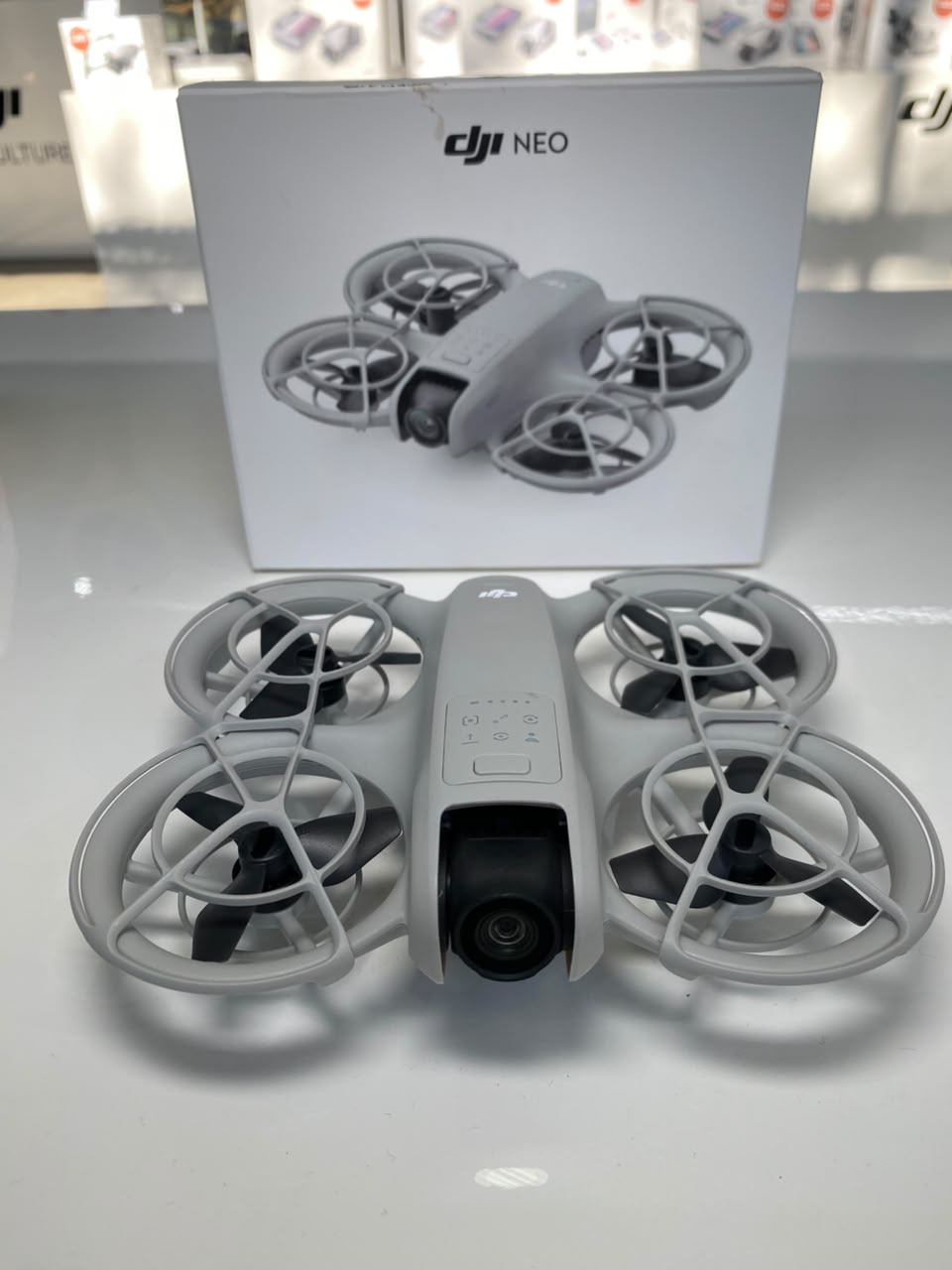 DJI NEO STANDARD BR E CONTROLE RC N3 (SEM TELA) - SEMINOVO - Imagem 3